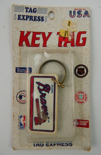 New old Stock Atlanta Braves Tag Key Chain White USA Made - Picture 1 of 4