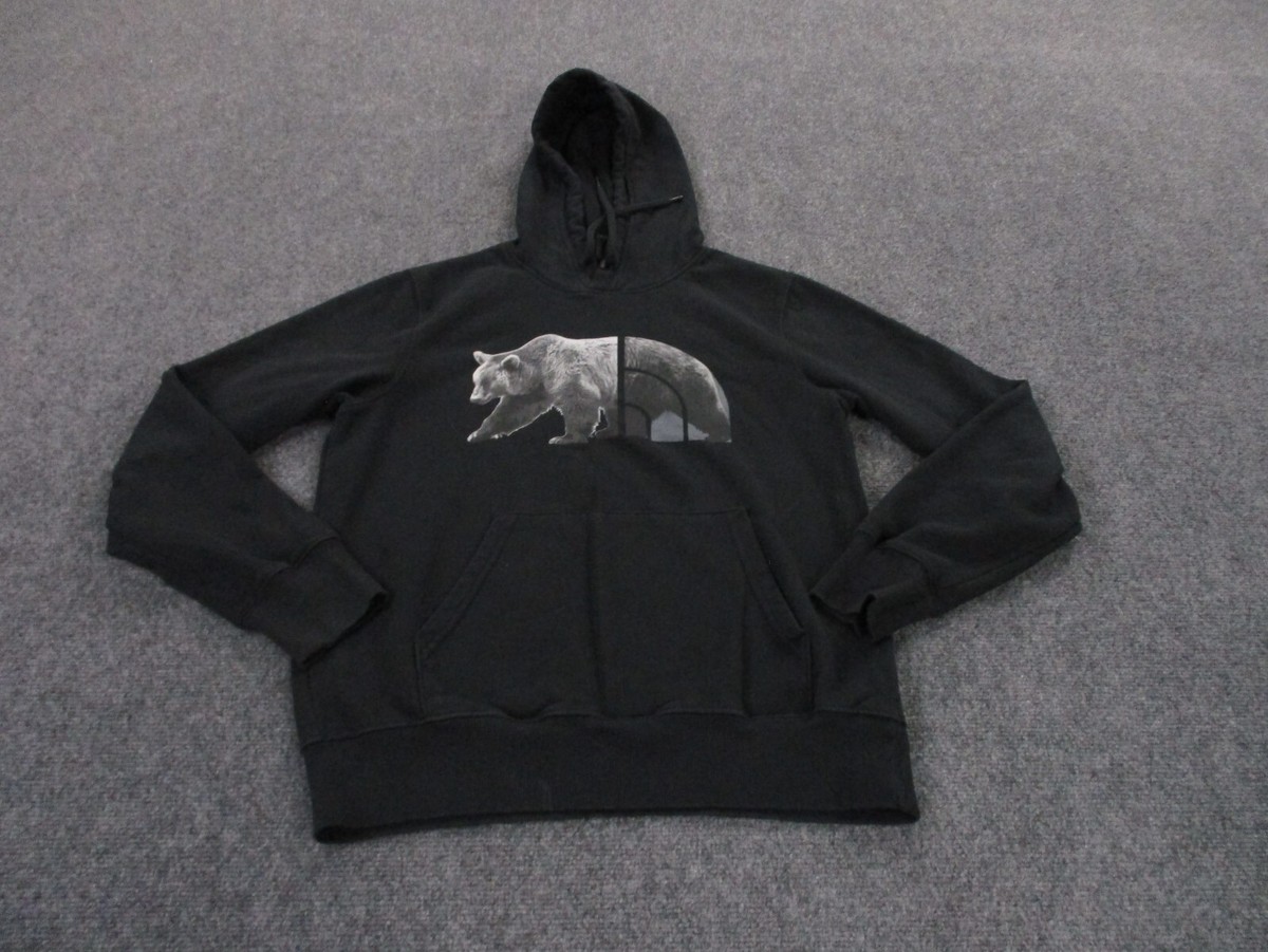 THE NORTH FACE★25SS★BEAR SPRAY S/S R/TEE_NT7UR10 The North Face Hoodie Sweatshirt Adult S Black Bear Logo