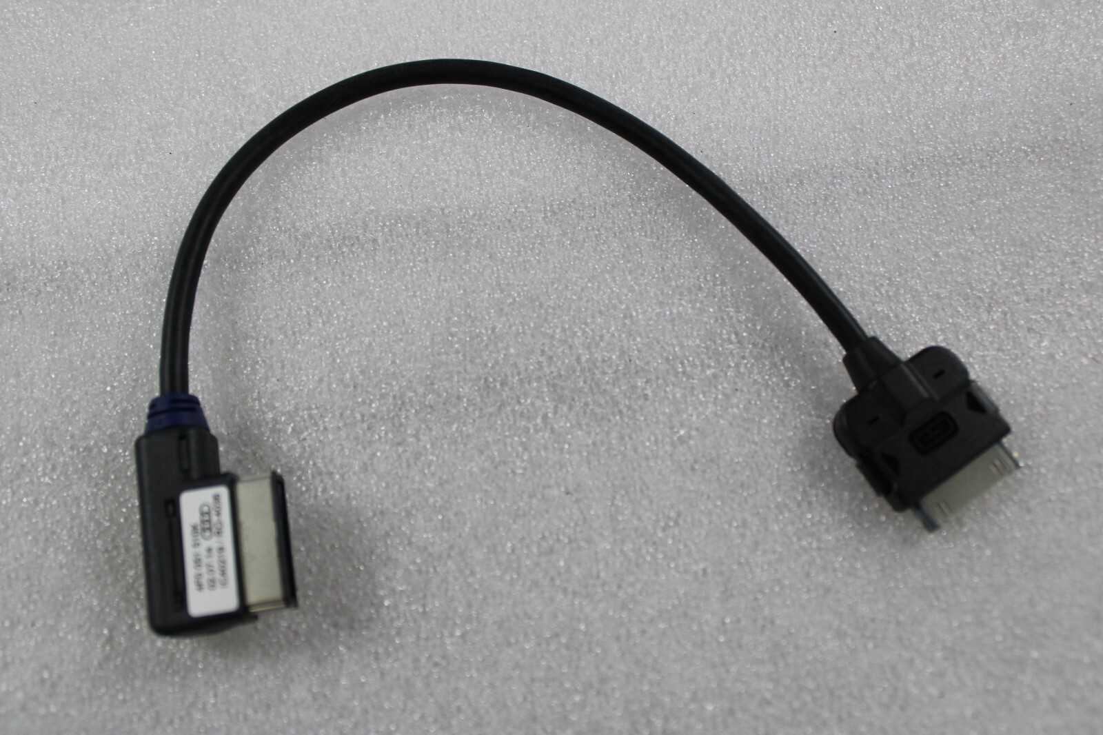 Lamborghini Huracan, iPod Adapter Wire/Cable, New, P/N 4F051510K