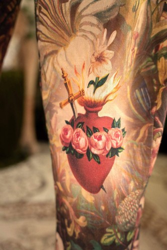 Market of Stars Courage Dear Heart Linen Cropped Artist Pant w/ Sacred Heart - Foto 6 di 13