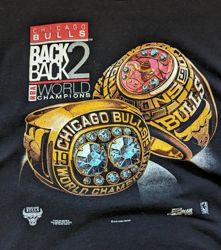 Vintage 90’s Salem Chicago Bulls “Back 2 Back World Champions” Rings T  Shirt L