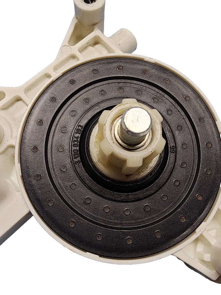 Motor de ventana OEM BOSCH GM Chevrolet GMC Yukon Tahoe Sierra 19179943 Foto 4 de 4