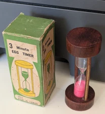 Vintage Wood 3 Minute EGG TIMER w/original box Hourglass Shaped HOT PINK sand