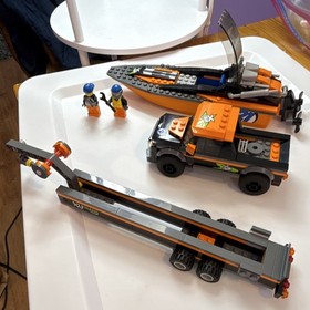 LEGO 4x4 with Powerboat 60085 City Race Complete Set 301 Pieces Vehicles