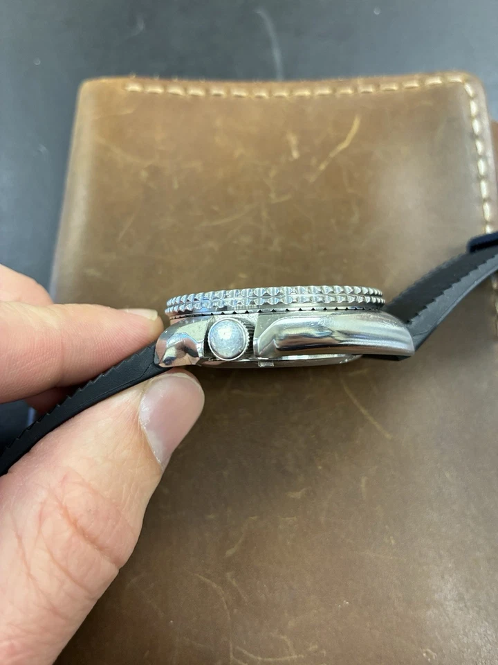 精工潜水员 150 米 7002 - 7001 日本制造 1994 年原装服务 — 第 3/4 张图片