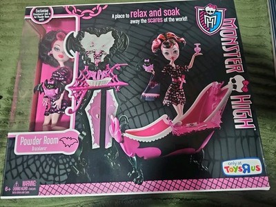Monster High~ Draculaura Powder Room Doll Set ~Toys R Us Exclusive