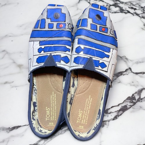 Toms Women's size 8 Custom Hand Painted Shoes Inspired by R2D2 - Picture 4 of 17
