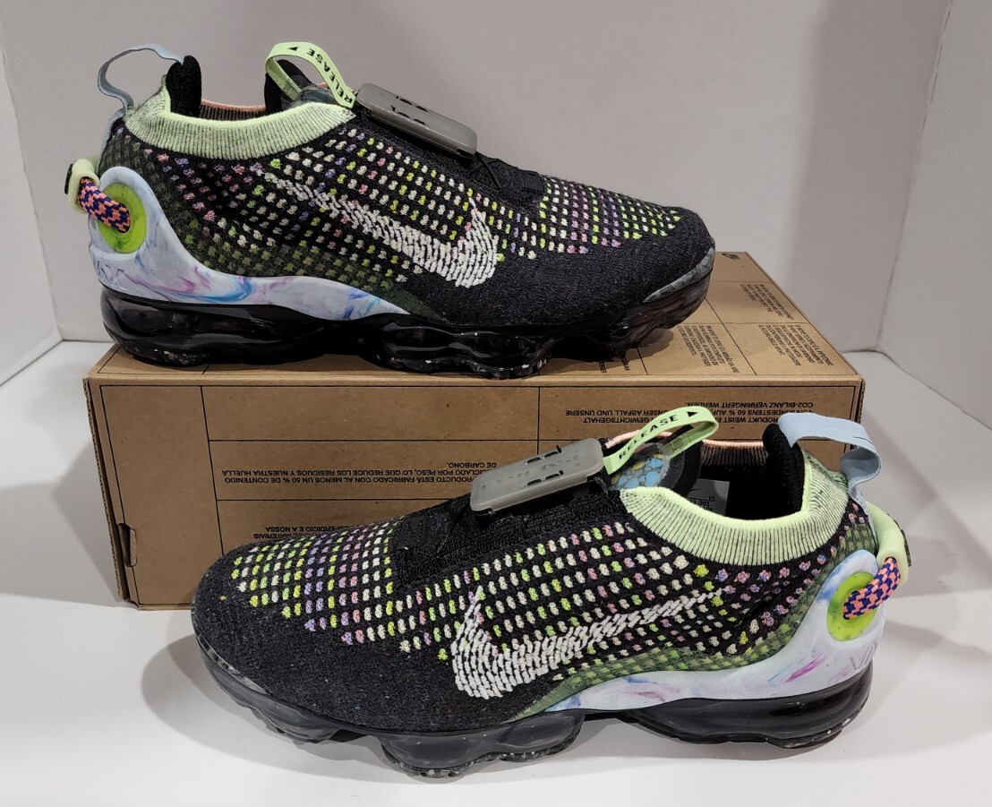 Nike Air VaporMax 2020 Flyknit Black Barely Volt Women Sz 6  display picture 1