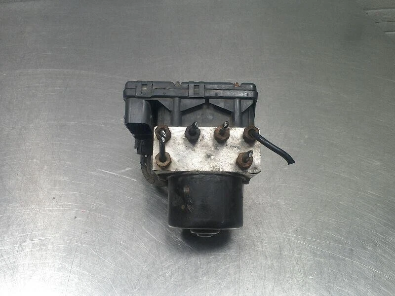 2001-2002 Dodge Caravan ABS Anti-Lock Brake Pump Module Assembly OEM - Image 3 of 3