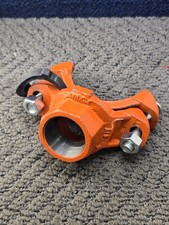 VG122 3" X 1-1/2" Roscado Mecánico Naranja Camiseta Ranurada Tubería Montaje Toma