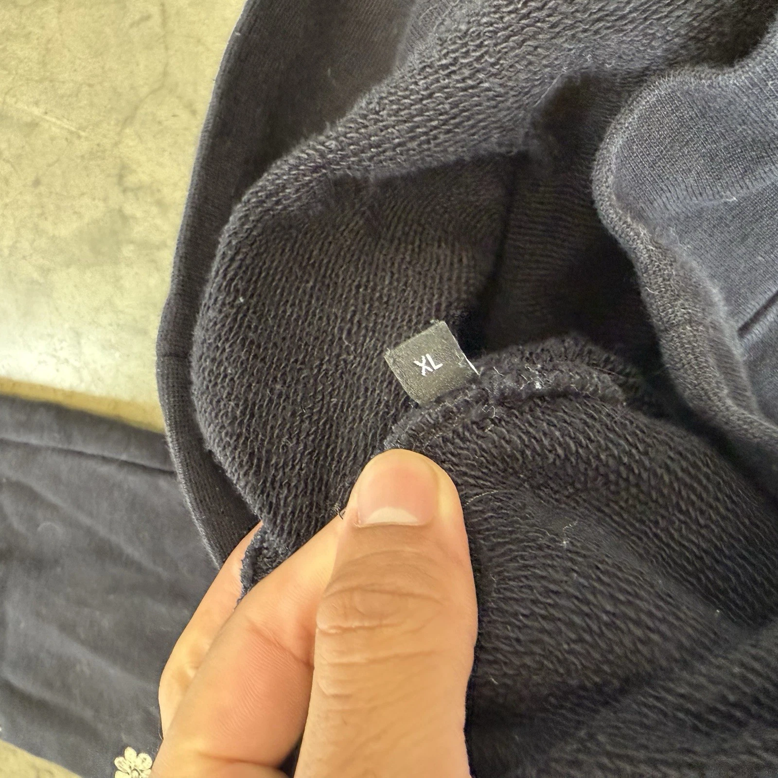 Felpa con cappuccio Gucci Butterfly Garden stampa grafica ricamata nera taglia XL