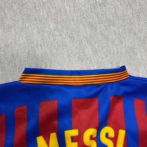 FC Barcelona Messi #10 Soccer Jersey Unicef Rakuten Striped Football Kit - Picture 3 of 8