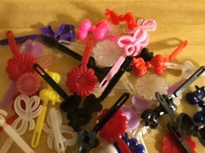 Mixed Lot Of 65 Plastic Girls Barrettes
