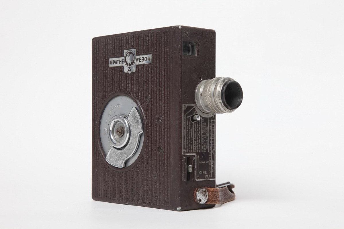Belle Camera 9.5 mm Pathé Webo - 110 Volts