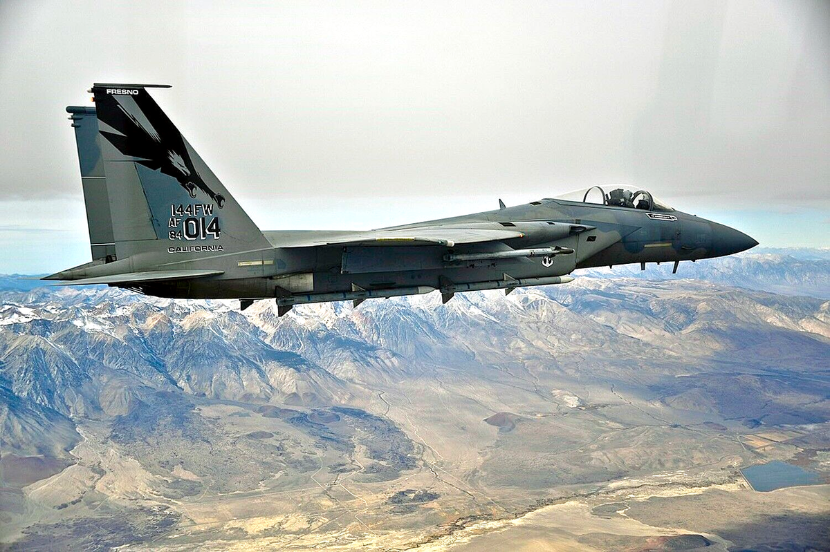 USAF 194th FIGHTER SQ -194 FS- F-15 -78-0480- CA ANGB-Fresno
