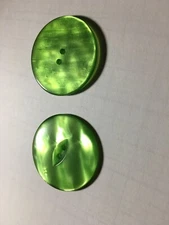 10 NEW 1 3/8 INCH LIGHT GREEN  WAVY PEARL  FINISH/CAT