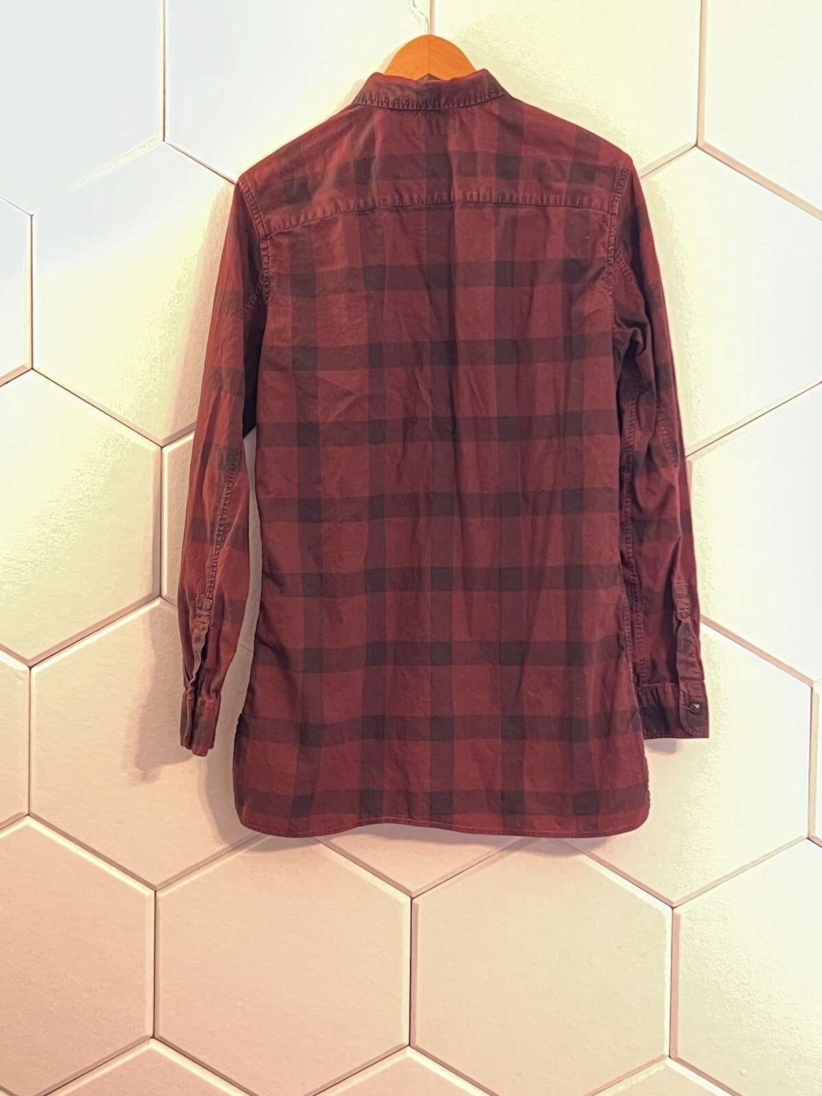 All Saints Mens Size Medium Kephart Flannel Bottom Down Plaid Shirt Red Black image 2