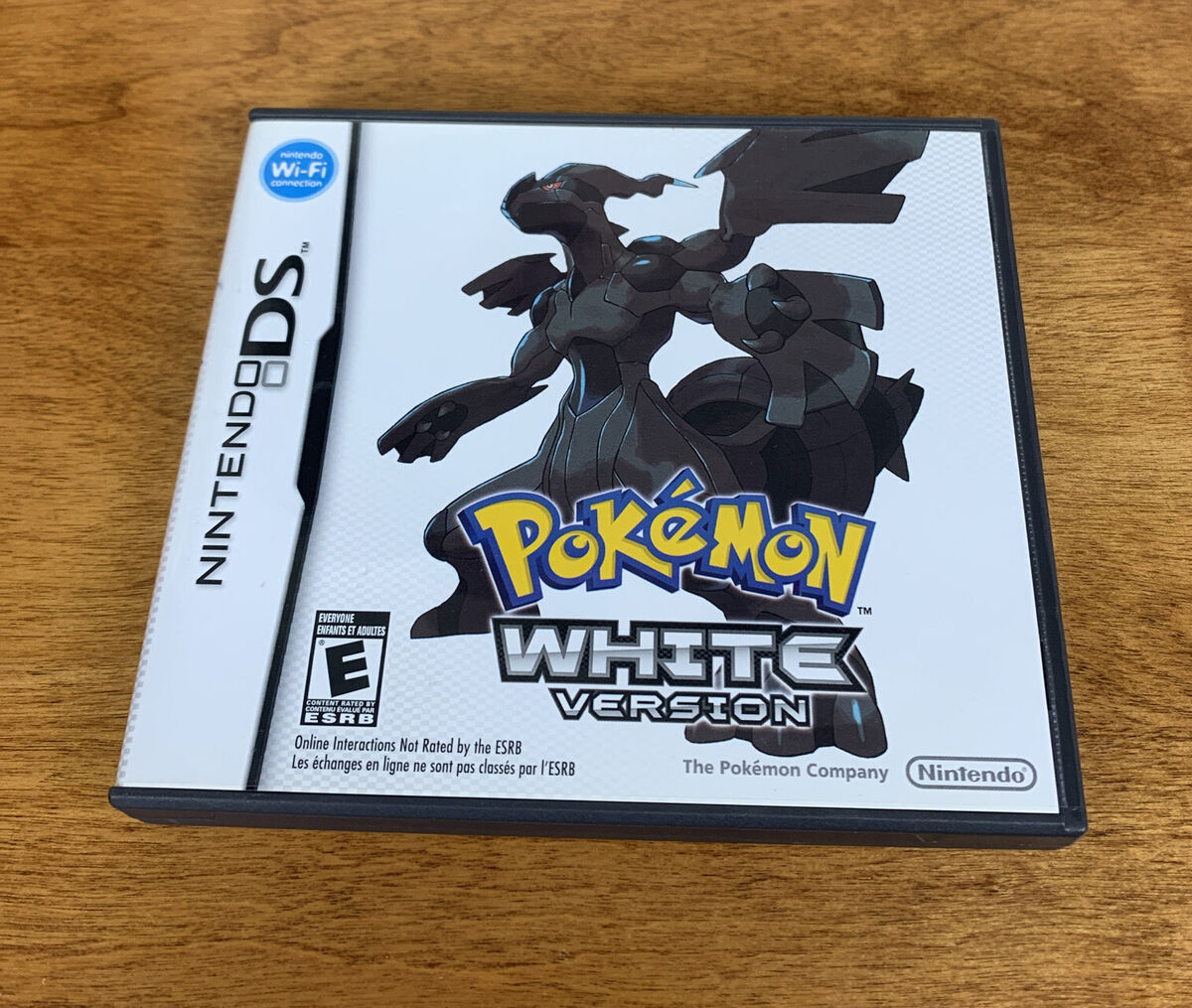 Pokemon White Version 2 Authentic Nintendo DS Case/Box, Manual