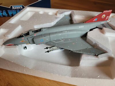 Collection Armour 98234 B11B554 F-4 Phantom FGR MKII RAF 56 Sqn ''Firebirds'' 1:48