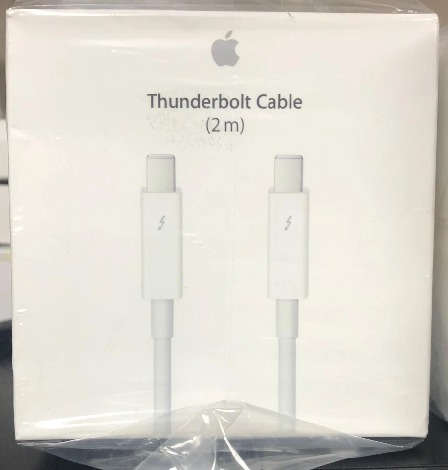 Apple Thunderbolt 2.0 m Cable - White (MD861ZM/A) New - Never Used A1410 - Image 3 of 4