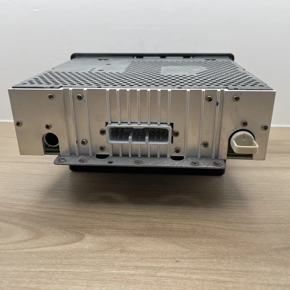 Honda AM/FM Radio Cassette 3900-SS0-C300-M1 - Изображение 4 из 4