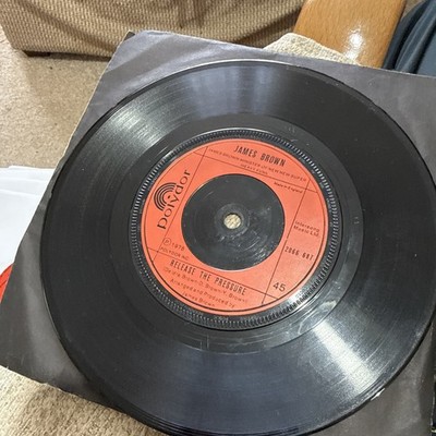 JAMES BROWN - GET UP OFFA THAT THING 7'' VINYL  UK  2066 687 