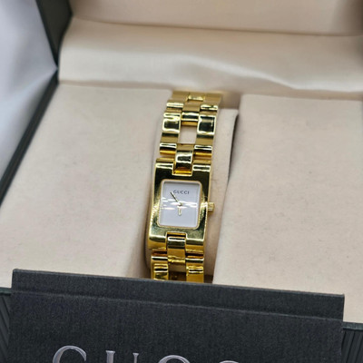 Ladies Gucci 2305L Watch Stainless Steel Bracelet Swiss Made 