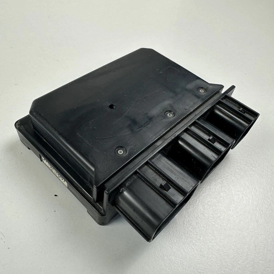 Caja de conexiones de fusibles relé Kawasaki Ninja ZX600R ZX6R 2010 270020007 Foto 2 de 4