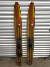 Vintage Pair Cypress Gardens Mustang 64  Wood Water Skis  Centa-Line Binders