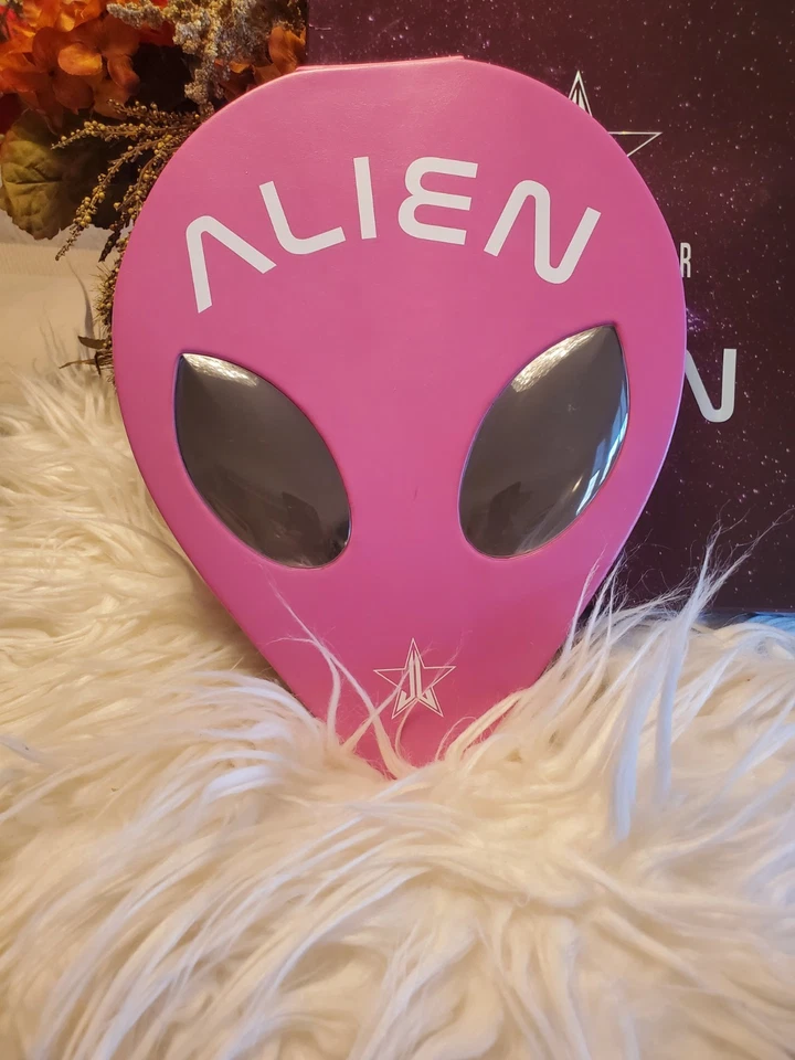 Jeffree Star Alien Eyeshadow Palette – Rare Discontinued 18 Shade Holiday Set. - Image 2 of 4