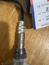 Upstream DENSO Oxygen Sensor For 1999 2000 2001 2002 Toyota 4Runner 3.4L V6-