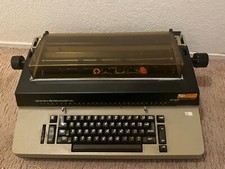 Vintage Sperry Remington Rand SR101 Electric Typewriter for collection thumbnail