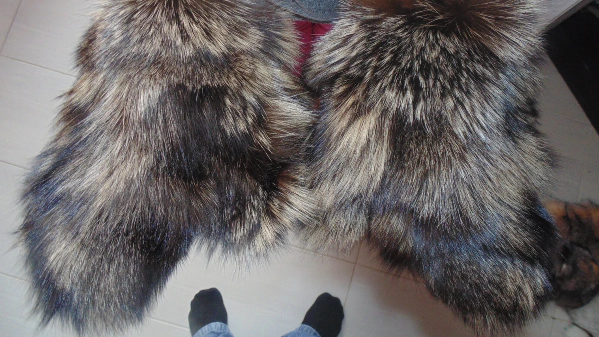 Blue furry gloves sale