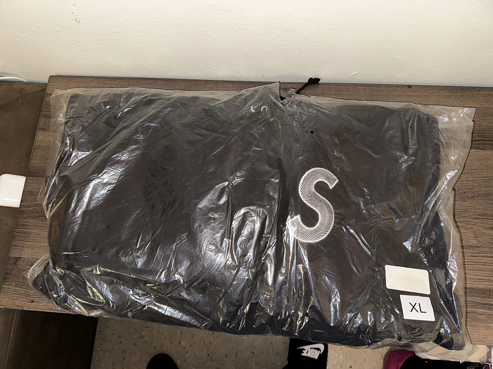 Supreme S Logo Hooded Sweatshirt black size XL