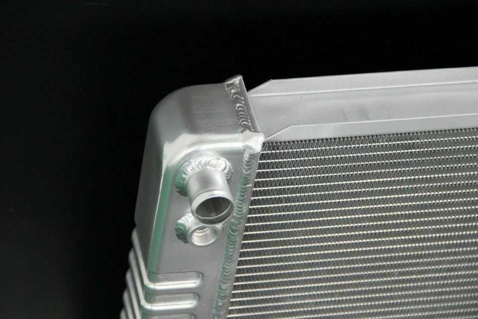 KKS STAMPED 3 ROW RADIATOR FIT 1988-95 CHEVY GMC TRUCK C/K 1500 2500 3500 V8 28" Foto 4 de 4