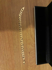William May 9ct Yellow Gold Curb Link Chain Bracelet Lobster Clasp