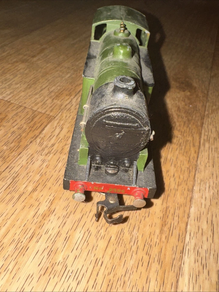 Vintage Hornby Dublo EDL7 Class N2 0-6-2T Tank Locomotive LNER Green 9596 Runs - Image 4 of 4