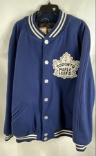 Toronto Maple Leafs Collecting and Fan Guide 33