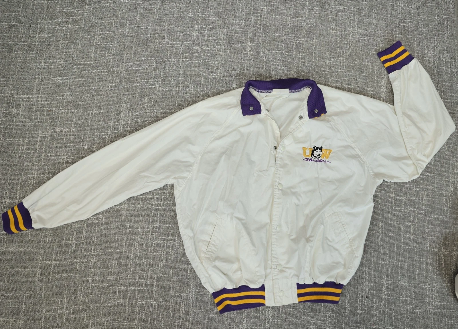 Huskies Windbreaker Jacket Mens Large