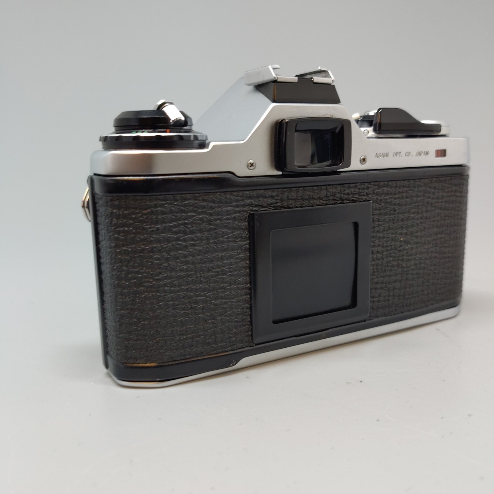 Asahi Pentax ME 35mm SLR Film Camera Body eBay