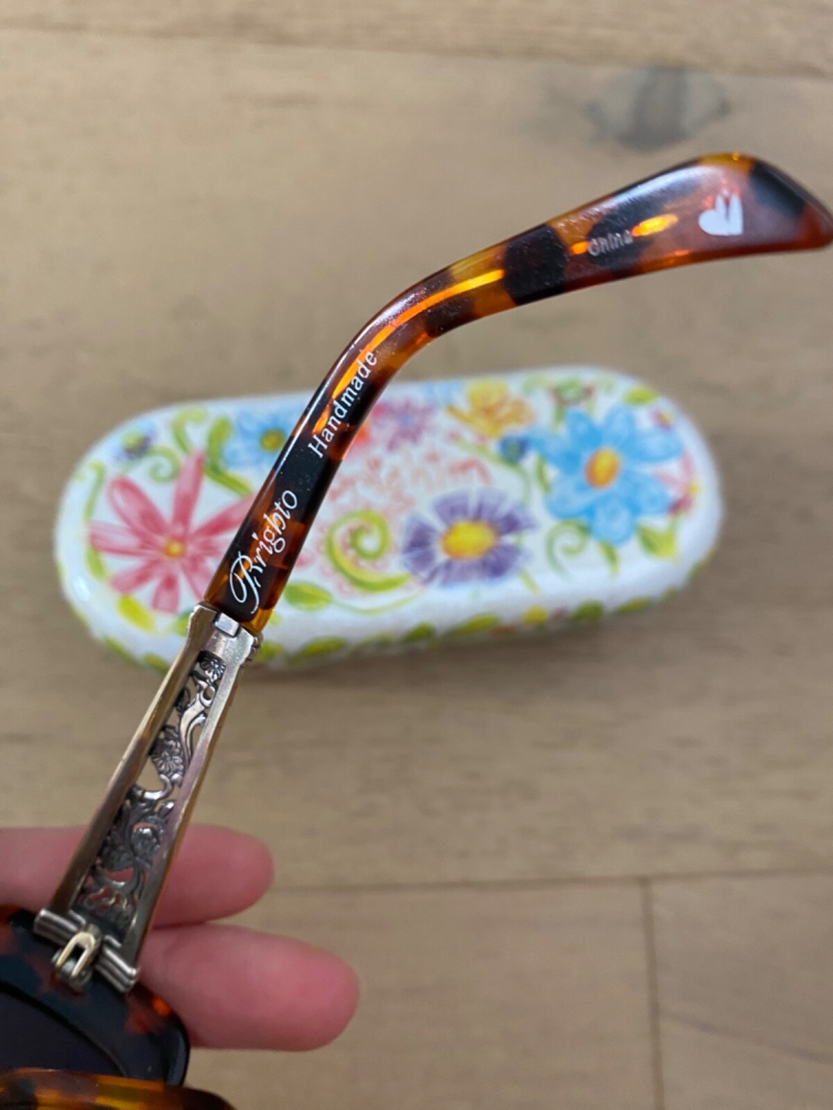 brighton handmade sunglasses - Gem display picture 3
