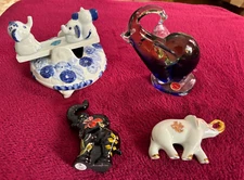 4 Elephant Figurines-Bosman Delft's blauw/ Fenton/ Limoges/ Murano