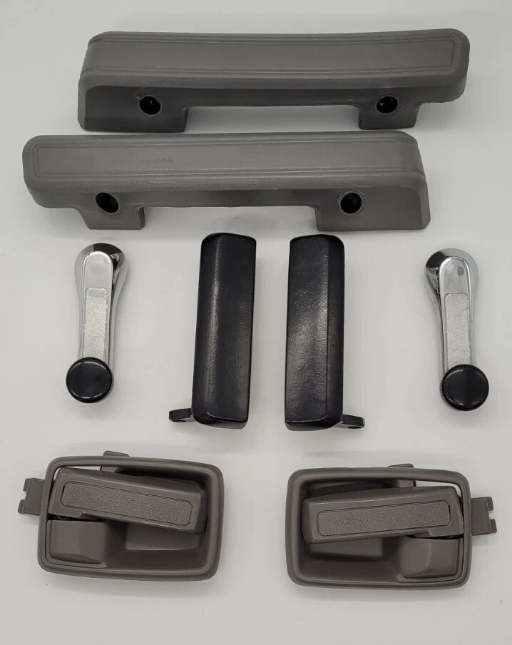 Isuzu trooper luv pick up first generation interior door handle