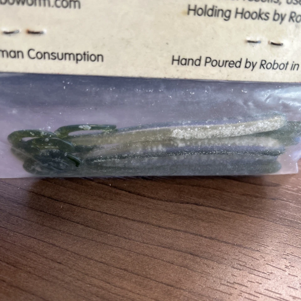 Roboworm Gusanos Cola Rizada 5.5 Pulgadas 8pk DESCONTINUADO COLOR RARO Verde Brillante Foto 2 de 3