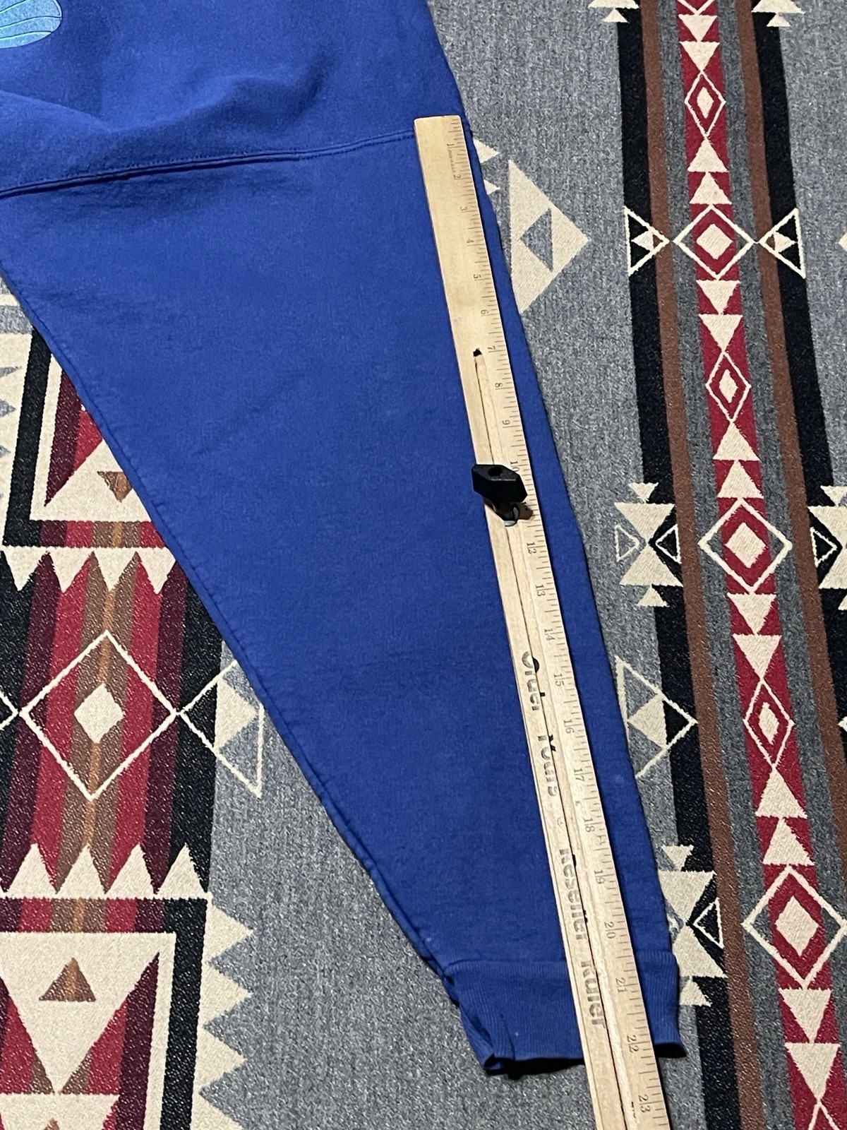 Universal Studios Marvel Avengers Sweatshirt XL 1… - image 7