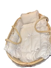 Burton &Burton Baby Moses Basket With Mattress,Comforter & Pillow No bumper Pad