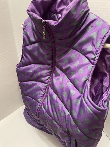 Plum And Navy polka Dot light weight Quilted Vest Women’s Size M New With Tags - Picture 7 of 10
