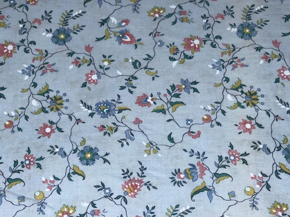 Por 1/2 Yd Teniente Azul Floral Delicado Vines Buds por Ozark Calico Fabri-Colcha Algodón Foto 2 de 4