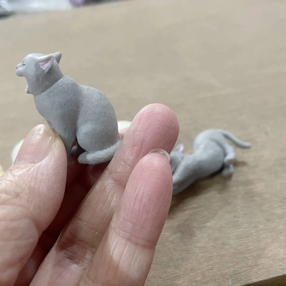 Epoch Relaxed Animal Bocejando Gato Gatinho 4 peças Decoração de Mesa Decoração de Bolo Gato - Imagem 3 de 3