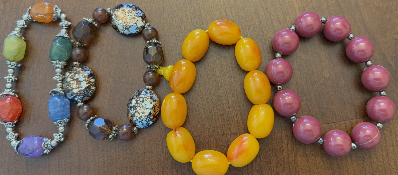 Lot of 4 Vintage Style Plastic Bead Stretch Bracelets Chunky Faceted Marbled